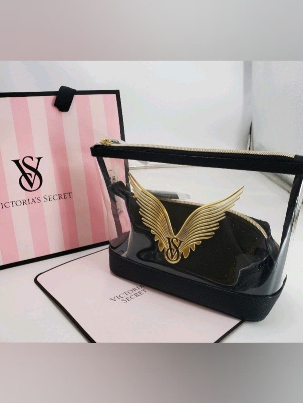 Victoria's Secret Fashion Show 2025  Cosmetic Case Set  2 Piece NWT (C13)